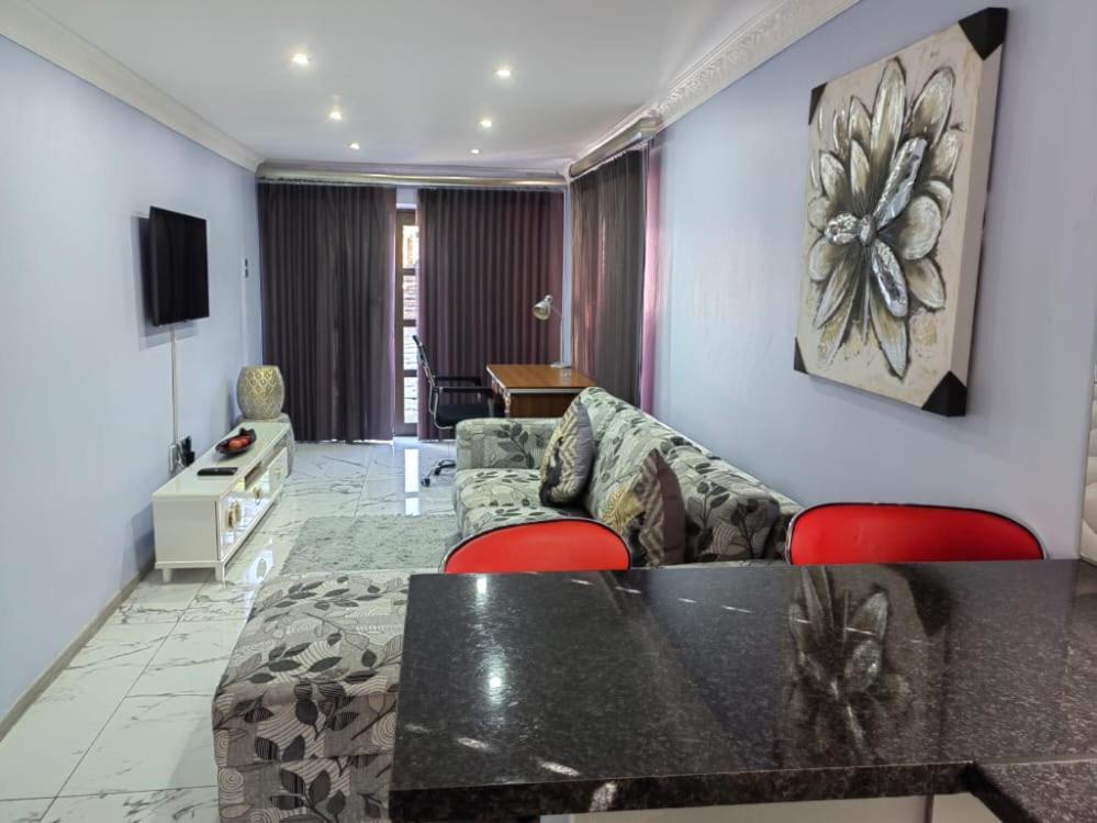 Obaa Sima Guest House Mthatha Buitenkant foto