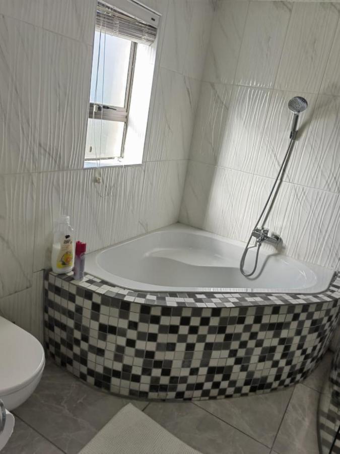 Obaa Sima Guest House Mthatha Buitenkant foto
