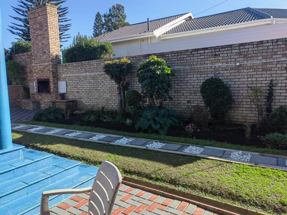 Obaa Sima Guest House Mthatha Buitenkant foto
